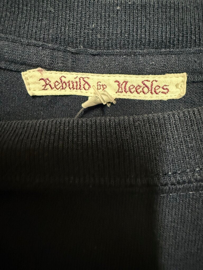 Needles 7-Cuts Rebuilt Tee sz. S