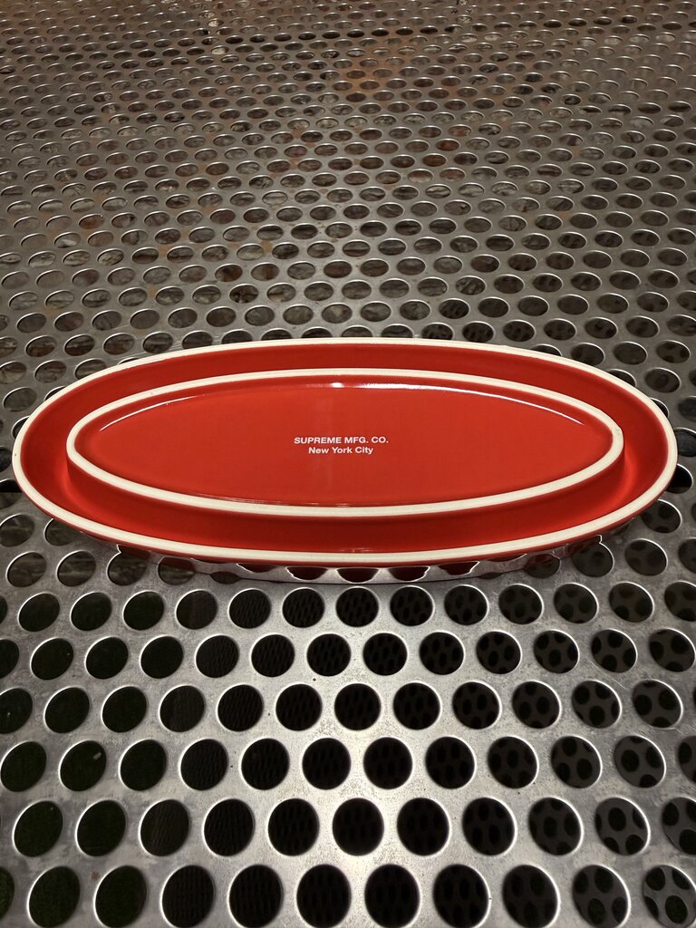 Supreme Oval Tray Red