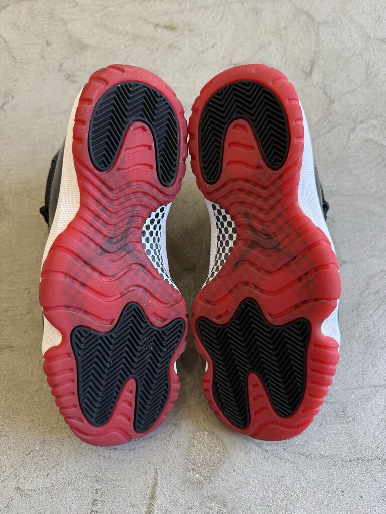 Jordan 11 Bred sz. 8