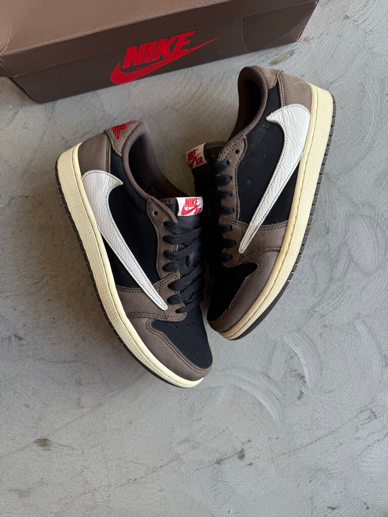 Travis Scott x Jordan 1 Mocha Low sz. 9