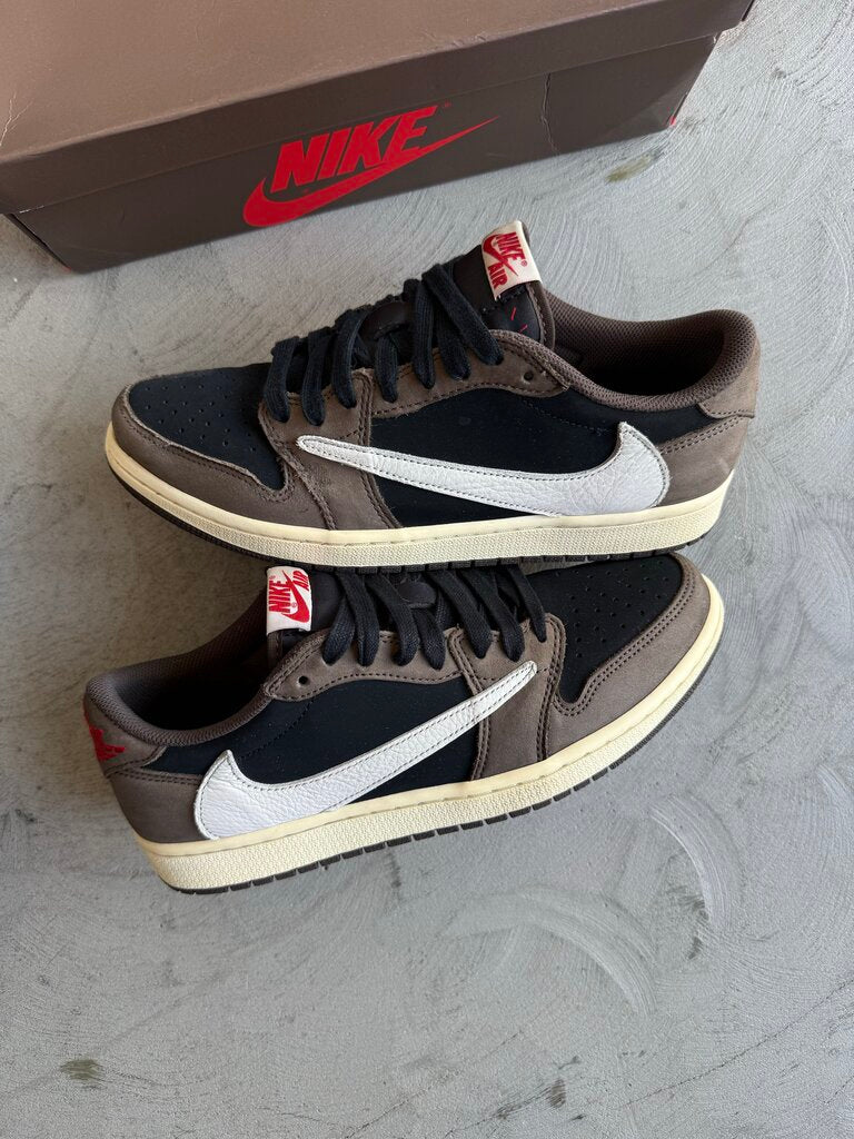 Travis Scott x Jordan 1 Mocha Low sz. 9