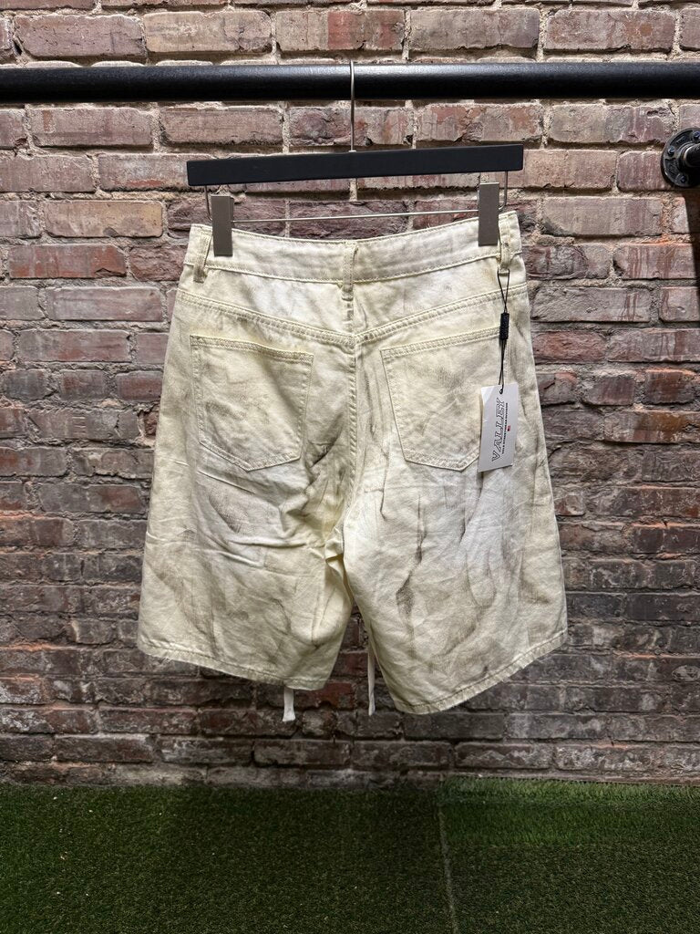 Vale Studded Beige Shorts sz. S
