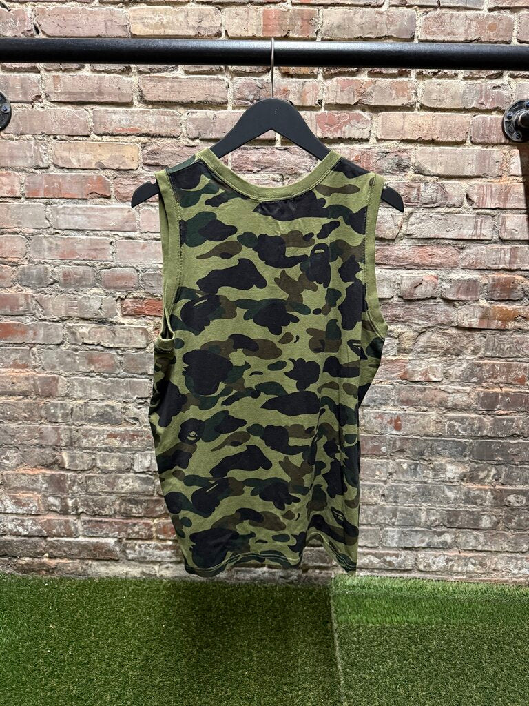 A Bathing Ape Camo Tank sz. L
