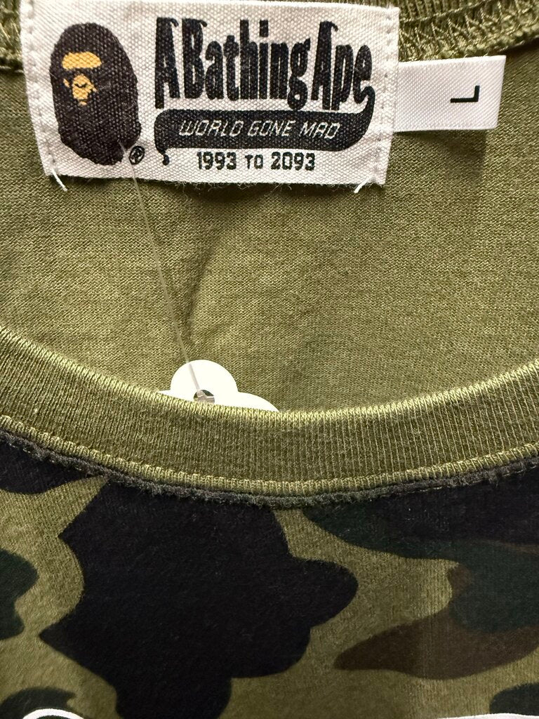 A Bathing Ape Camo Tank sz. L