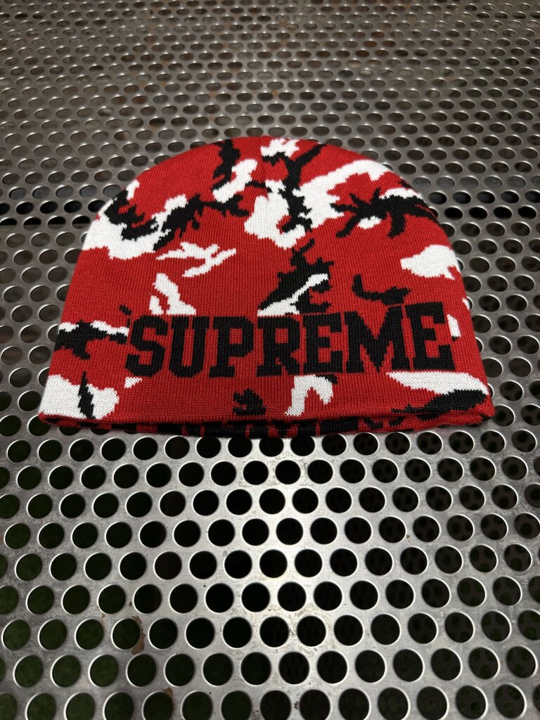 New Era X Supreme Beanie Camo