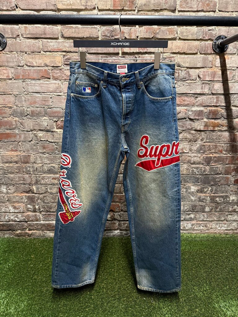 Mitchell & Ness x Supreme Atlanta Braves Loose Fit Denim sz. 30