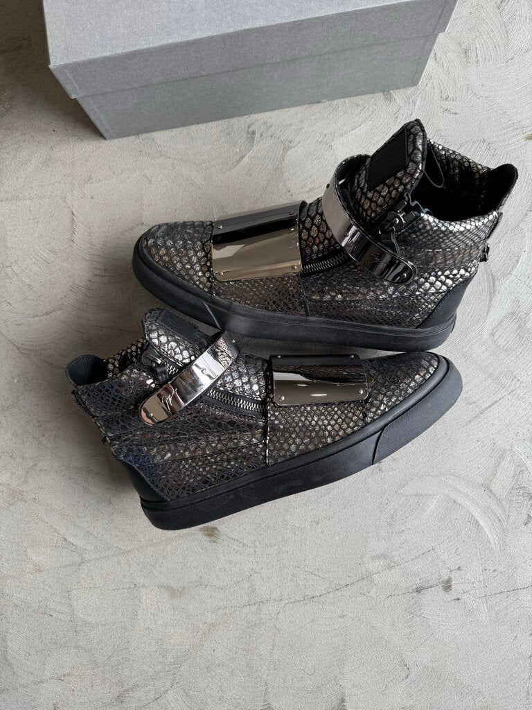 Giuseppe Zanotti Metallic Silver Snakeskin High Top sz. 45