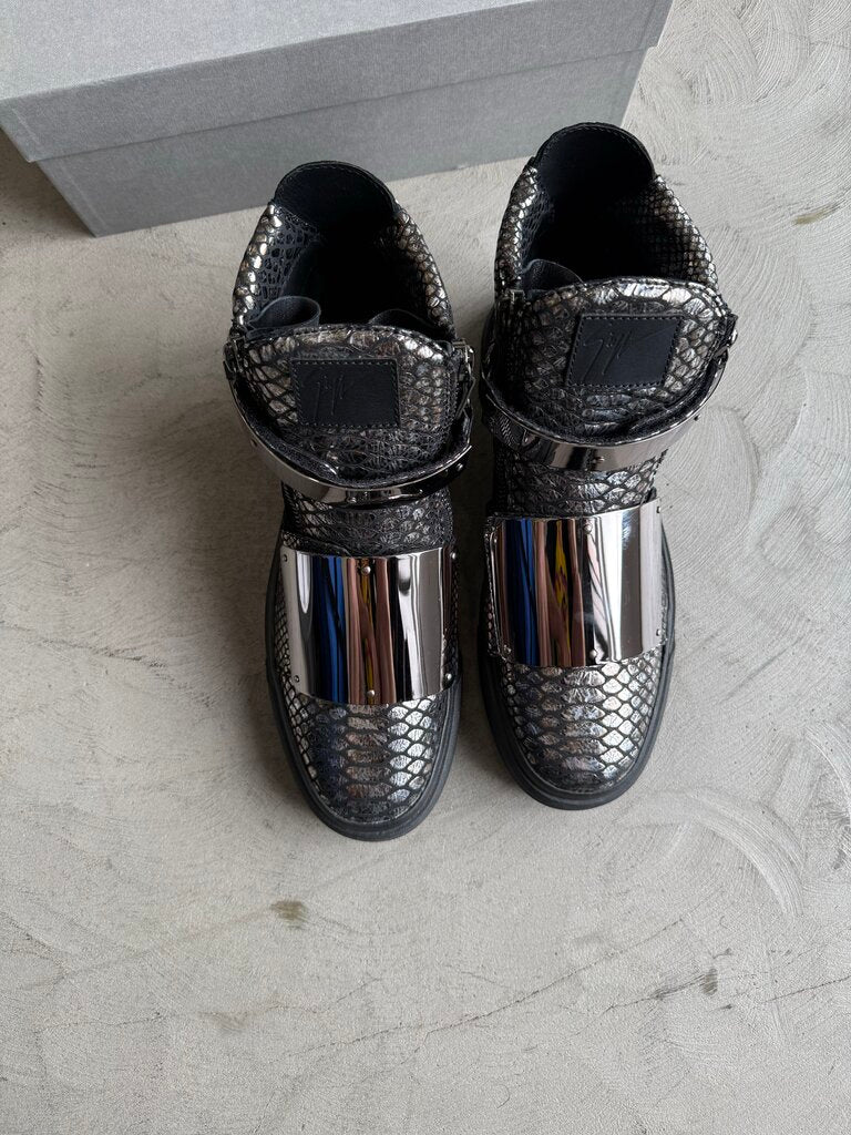 Giuseppe Zanotti Metallic Silver Snakeskin High Top sz. 45