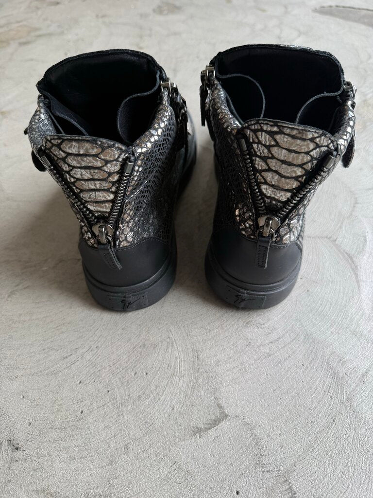 Giuseppe Zanotti Metallic Silver Snakeskin High Top sz. 45