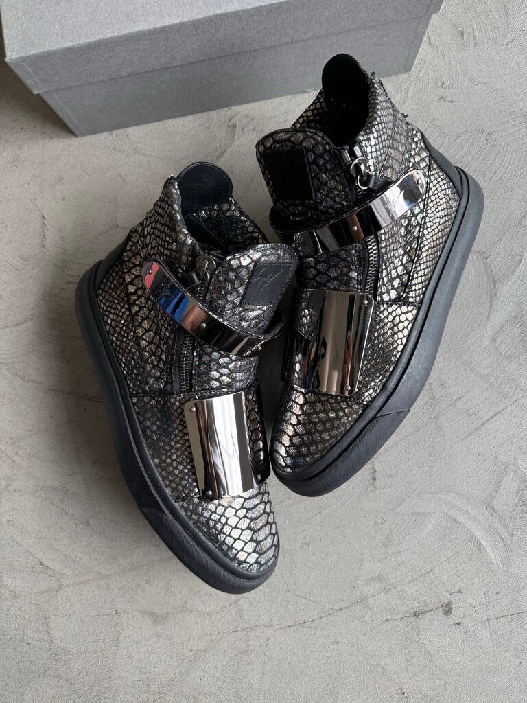Giuseppe Zanotti Metallic Silver Snakeskin High Top sz. 45