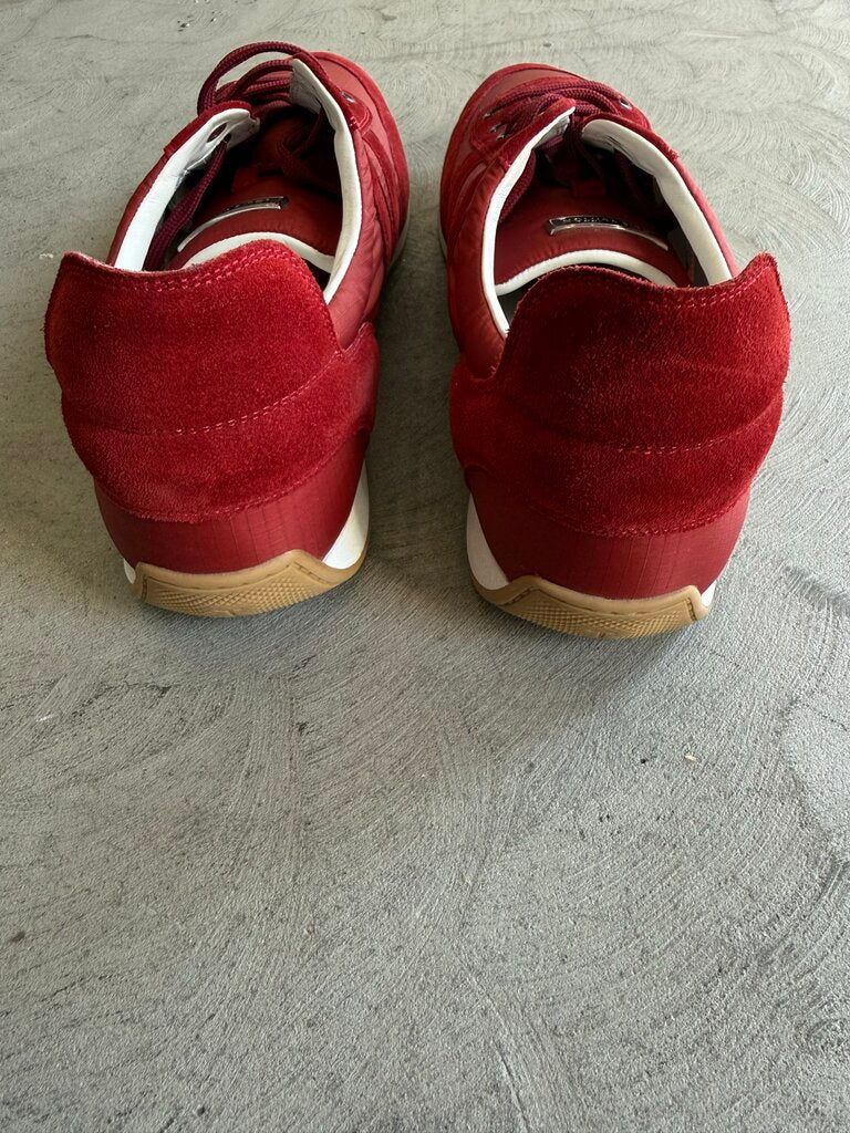 Louis Vuitton Suede Runner Red sz. 45