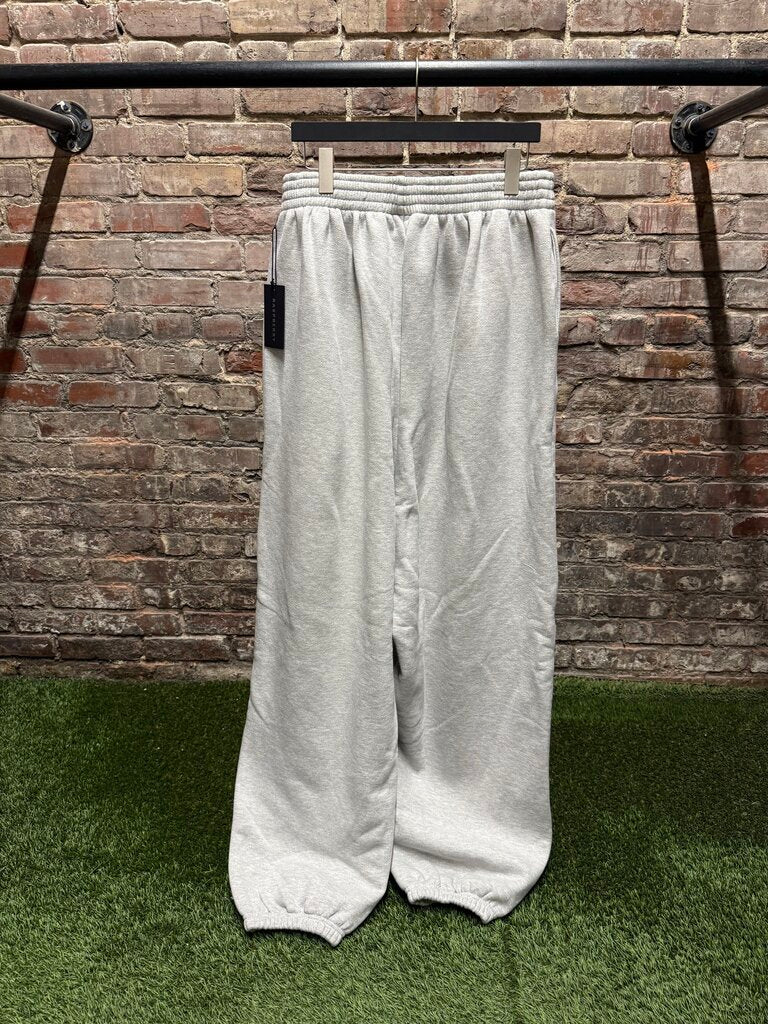GV Gallery Raspberry Hills Weekday Baggy Sweatpants sz. XL