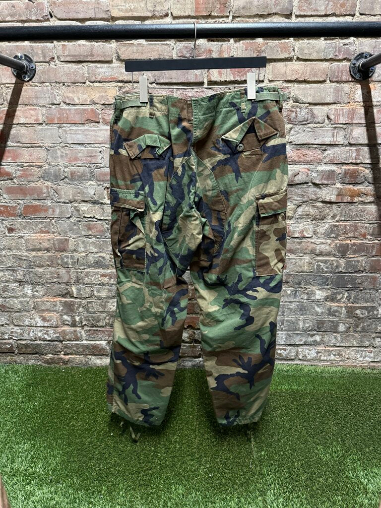 Vintage Cargo Camo Pants sz. 35