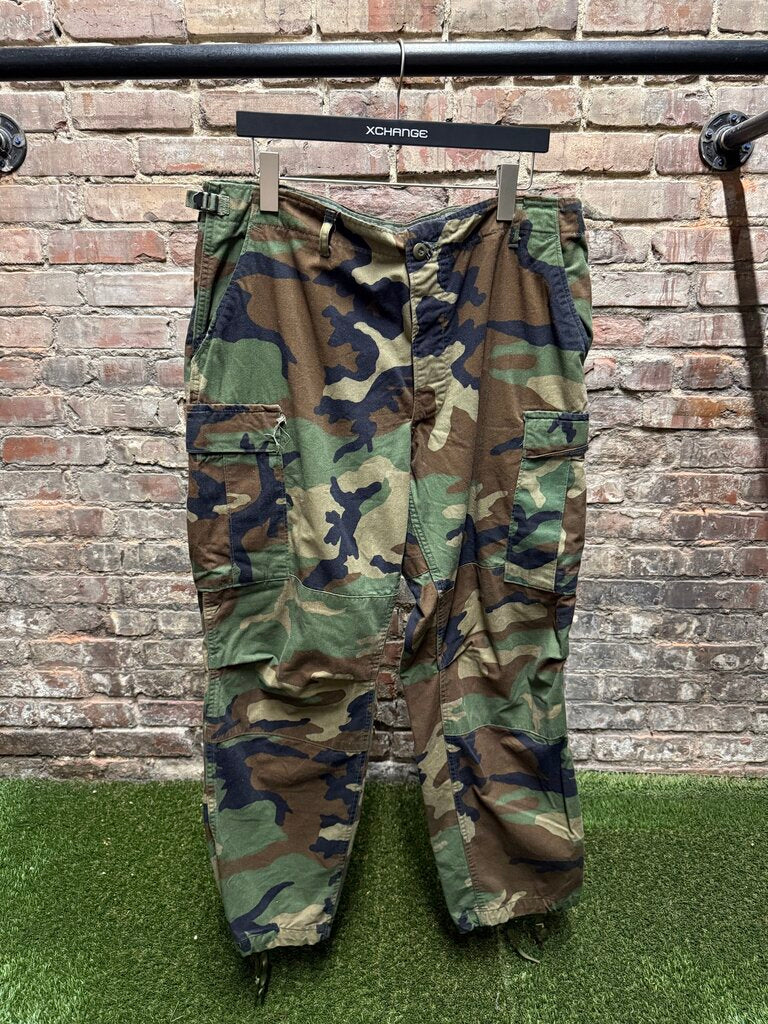Vintage Cargo Camo Pants sz. 35