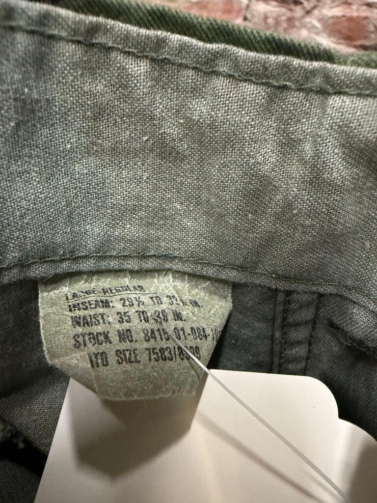 Vintage Cargo Camo Pants sz. 35
