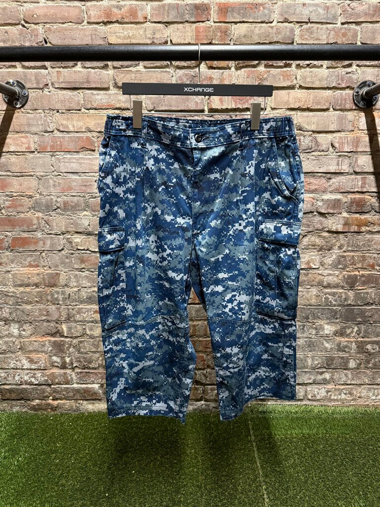 Vintage Digi Camo Cargo Jorts
