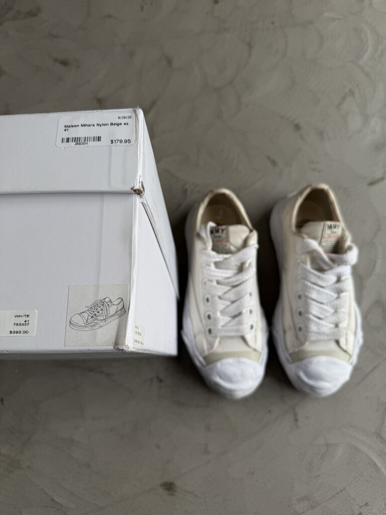 Maison Mihara Nylon Beige sz. 41