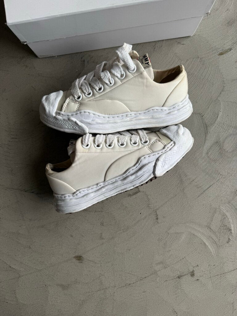 Maison Mihara Nylon Beige sz. 41