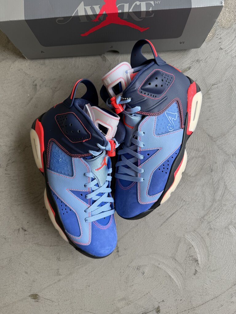 Awake x Jordan 6 NY Midnight Navy sz. 8