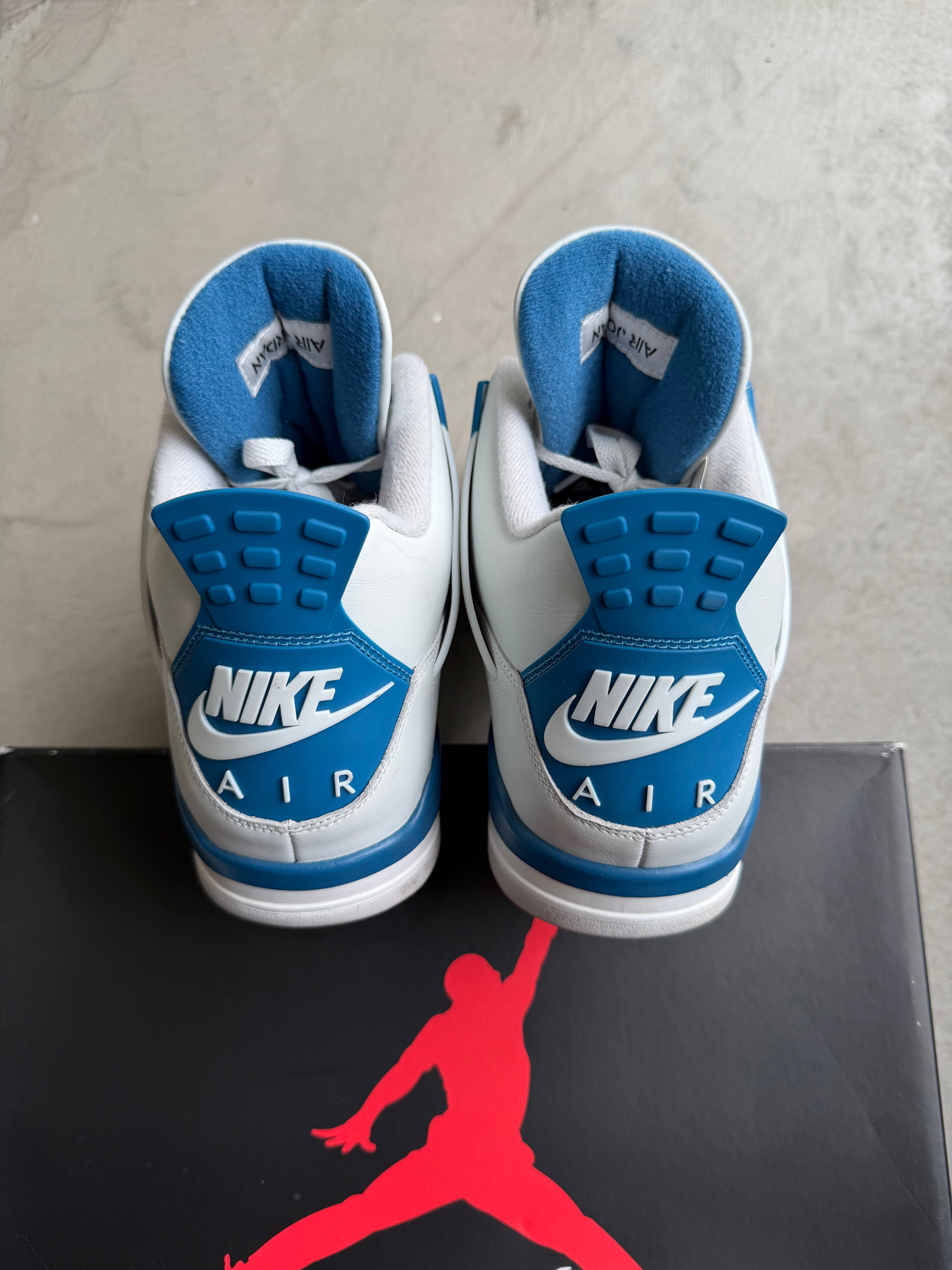 Jordan 4 Military Blue Sz. 13