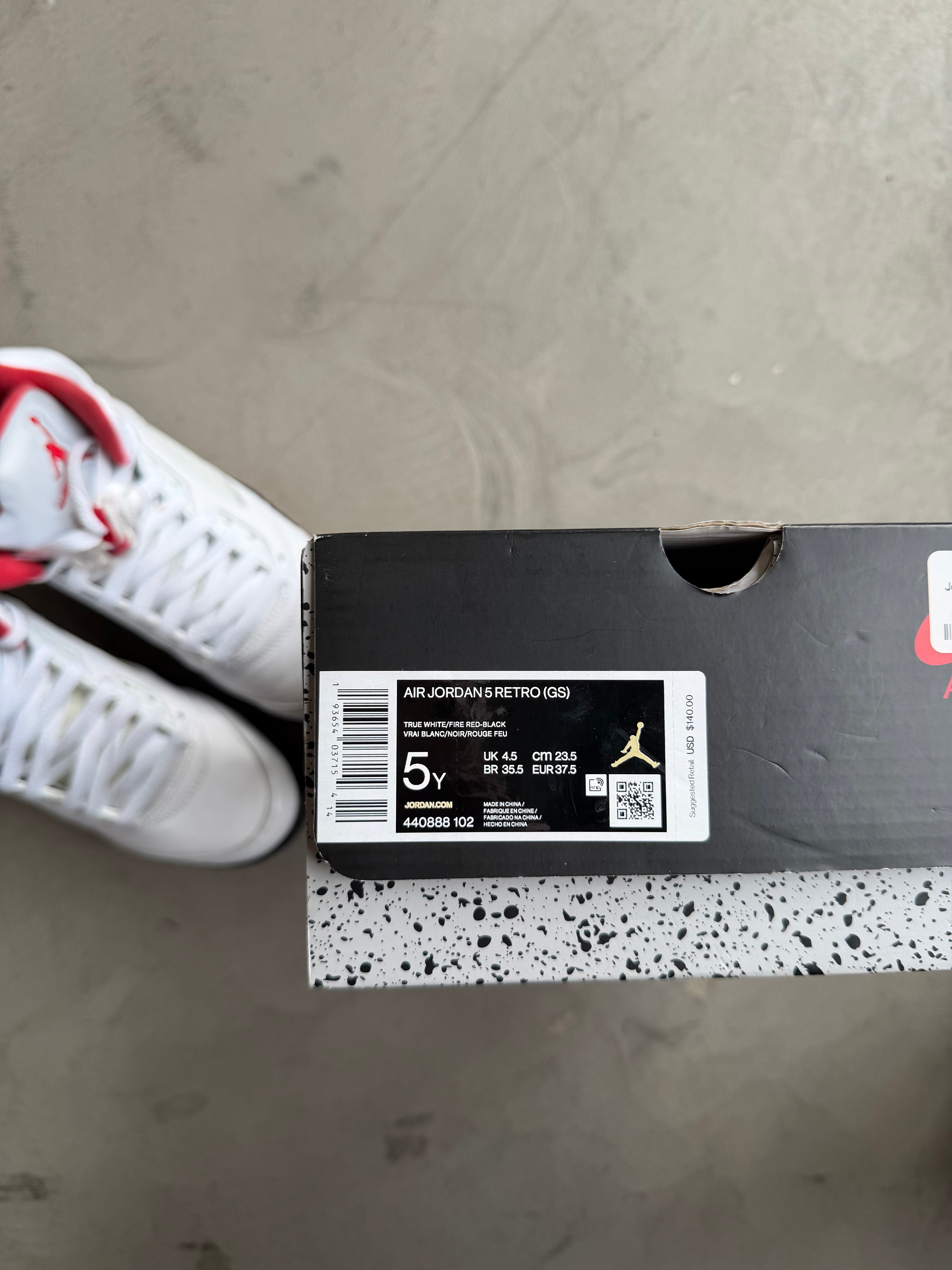 Jordan 5 Fire Red Sz. 5Y