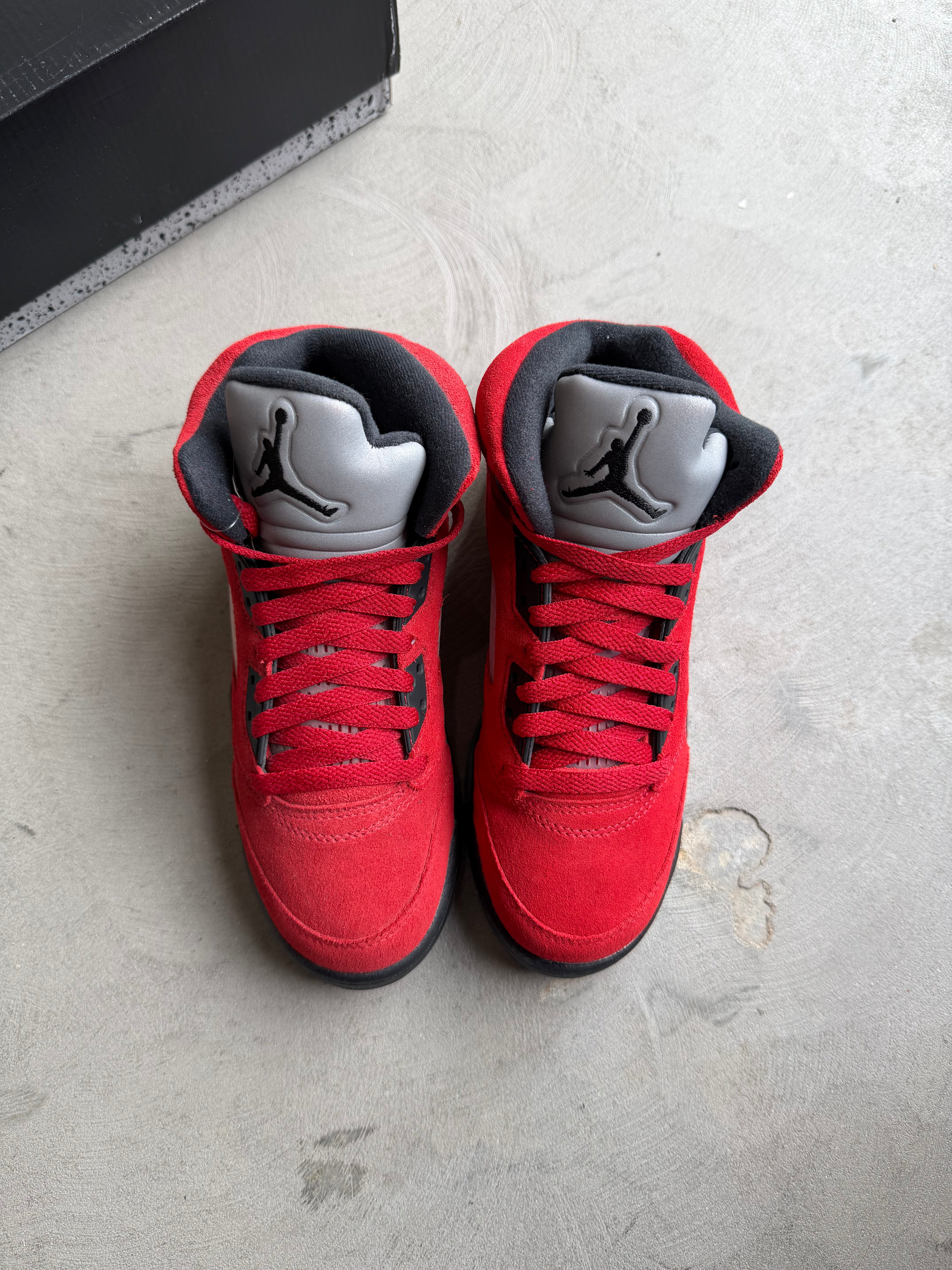 Jordan 6 Toro Sz. 4.5Y