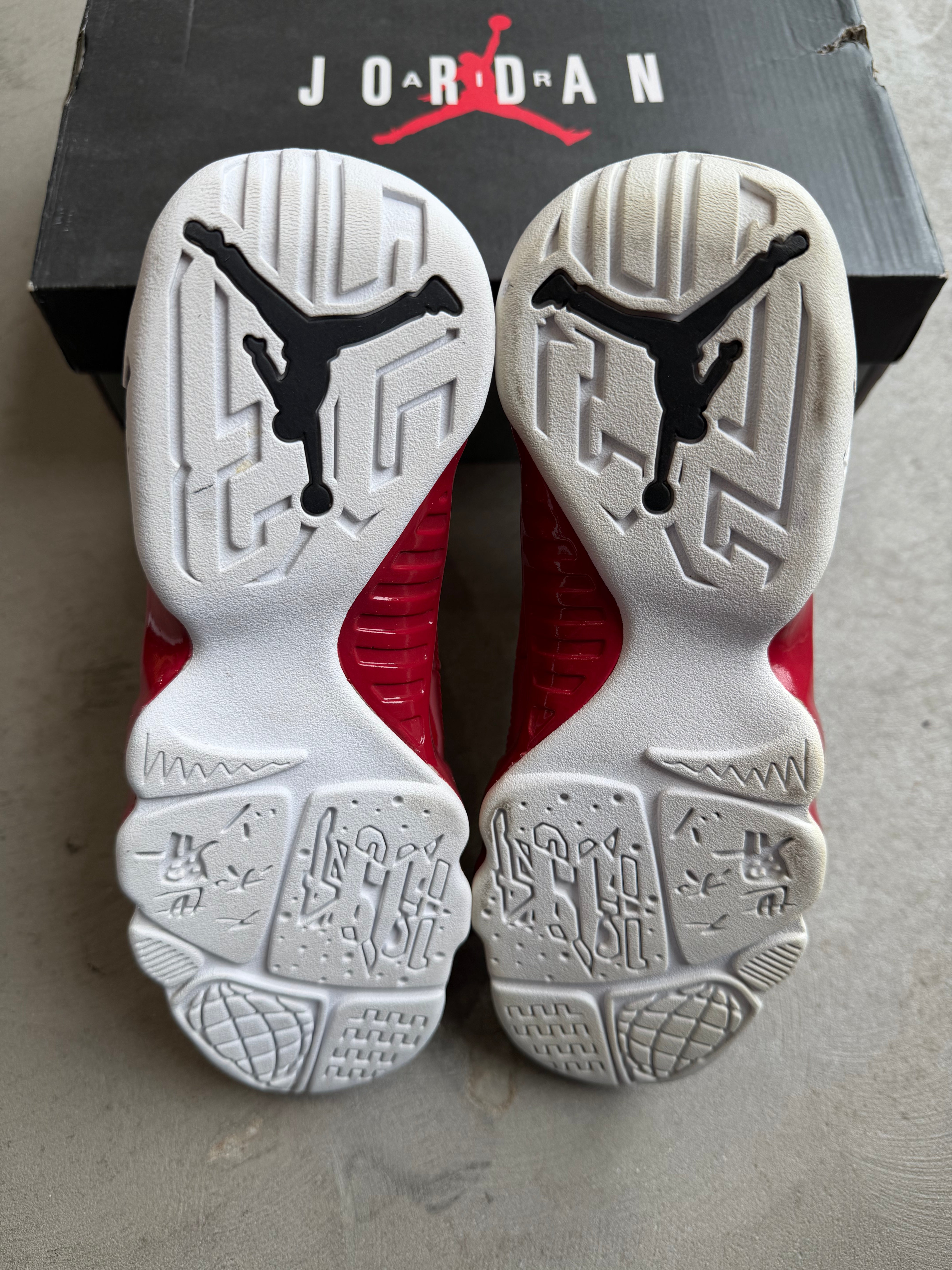 Jordan 9 Gym Red Sz. 5.5Y