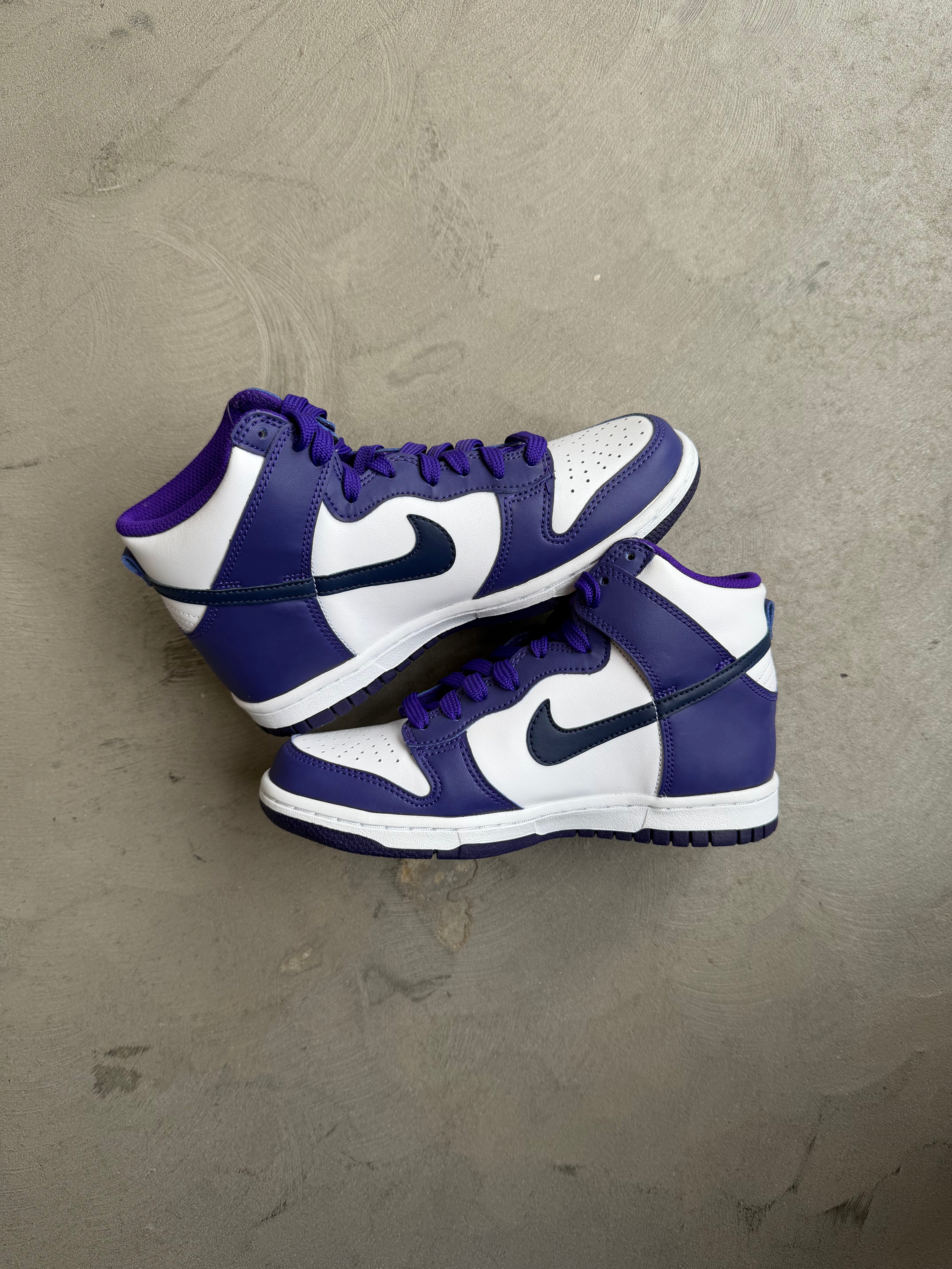 Nike Dunk High Electro Purple/Navy Sz. 4Y
