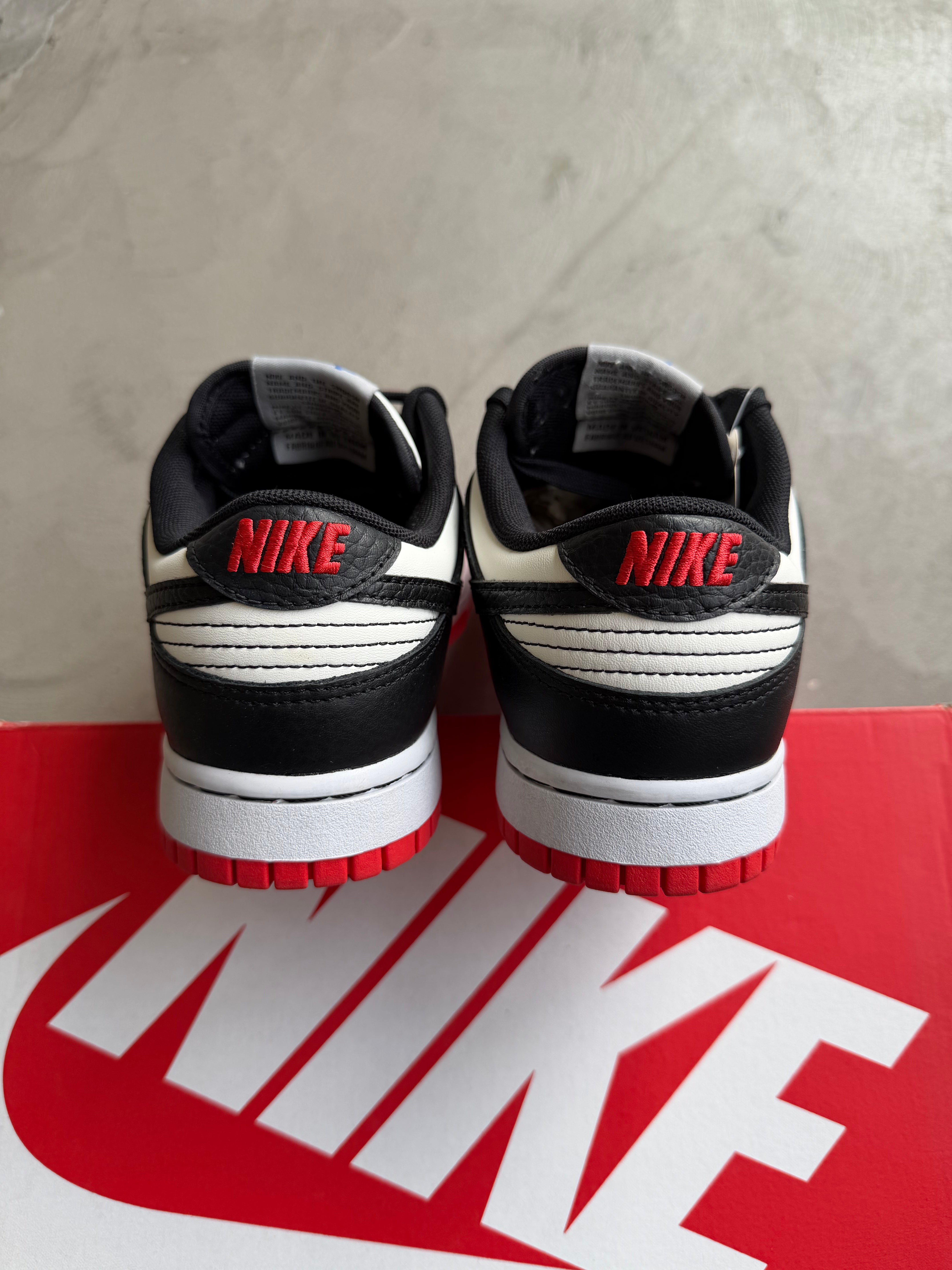 Nike Dunk Low NBA 75th Anniversary Chicago Sz. 6Y