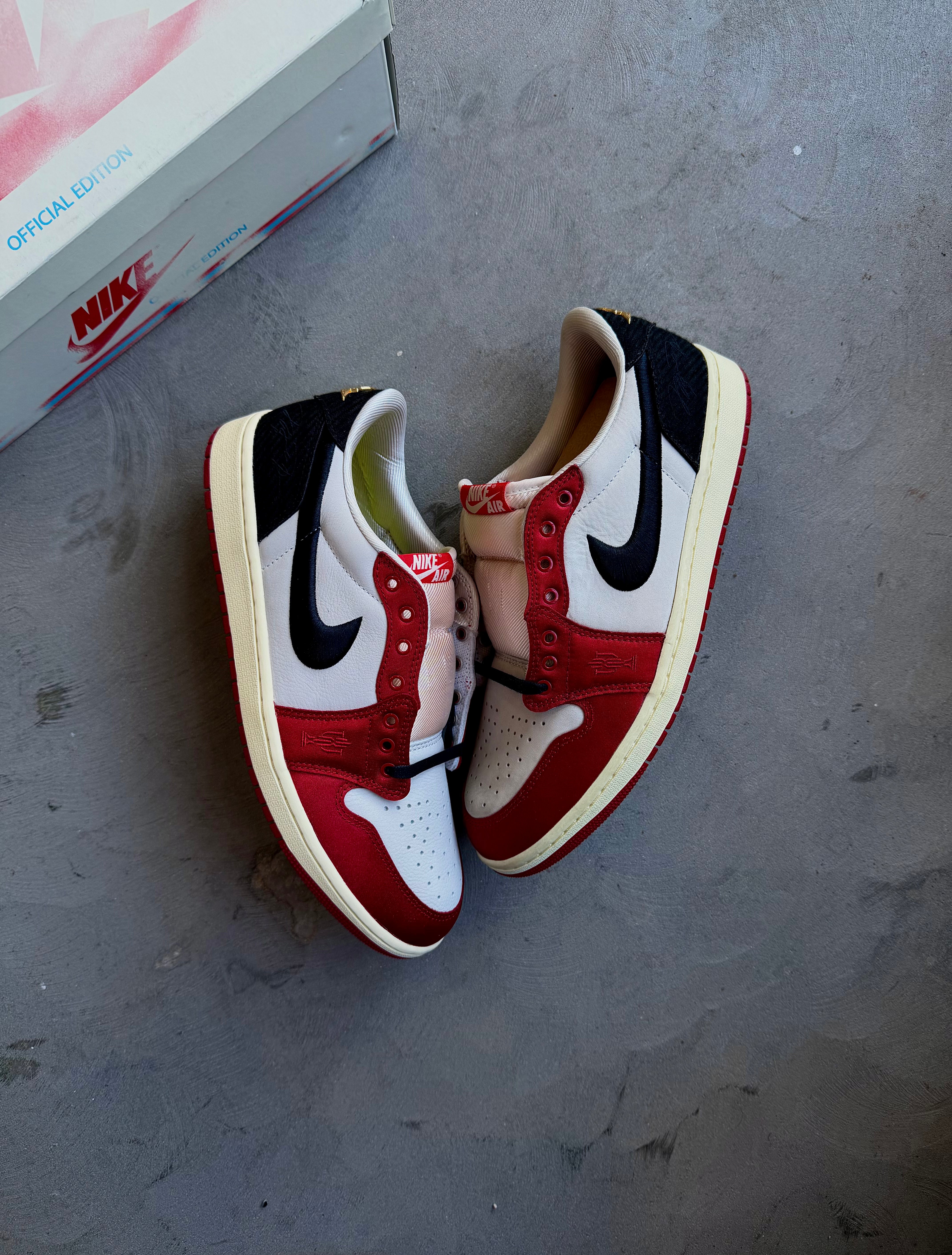 Trophy Room x Jordan 1 Low Sz. 11.5