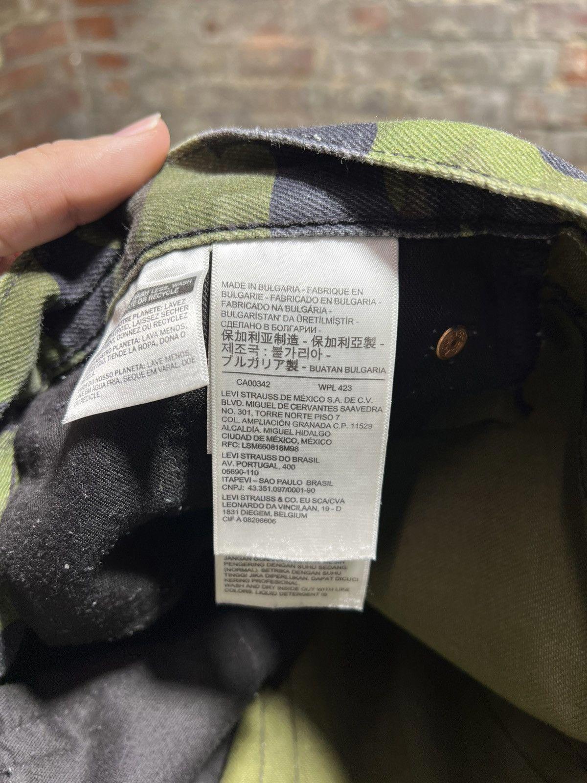 Bape Levi 501 Camo Jeans Sz. 30