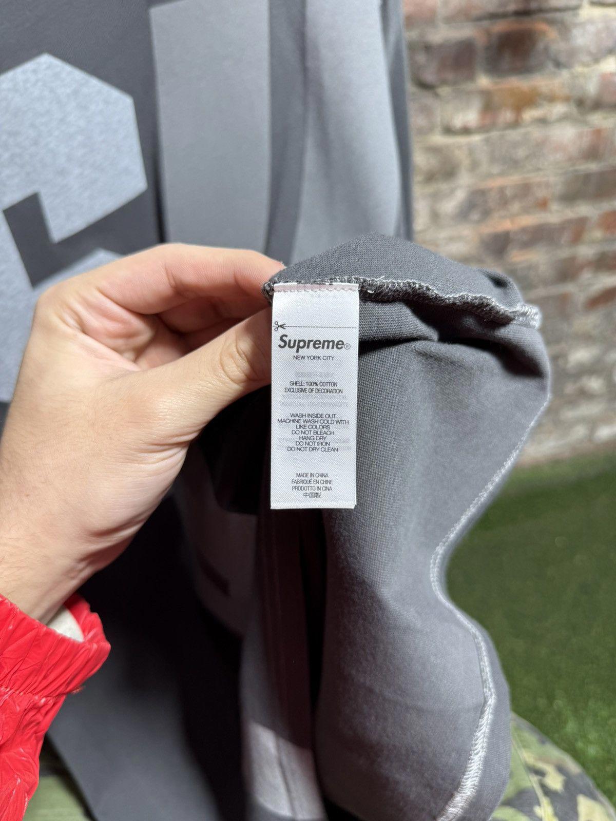 Supreme Reflective Logo L/S Sz. M