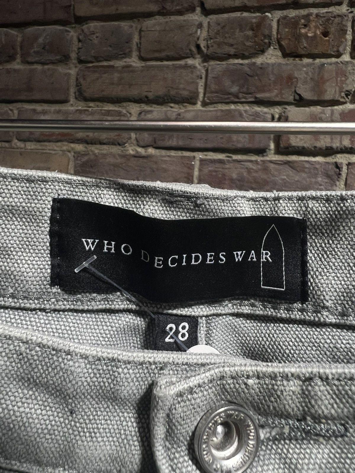 Who Decides War Patched Arch Embroidered Jeans Sz. 28