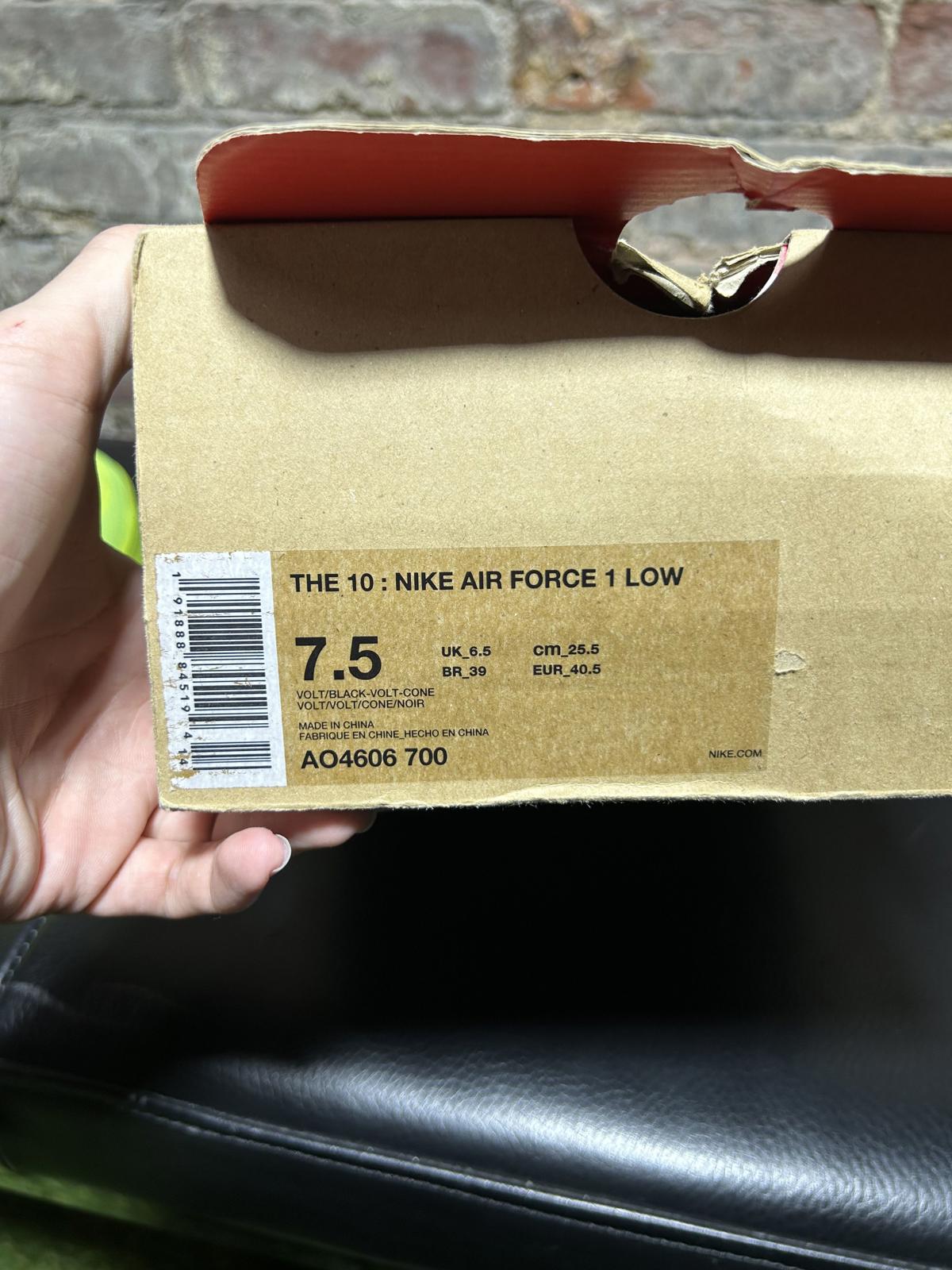 Off-White Air Force 1 Volt