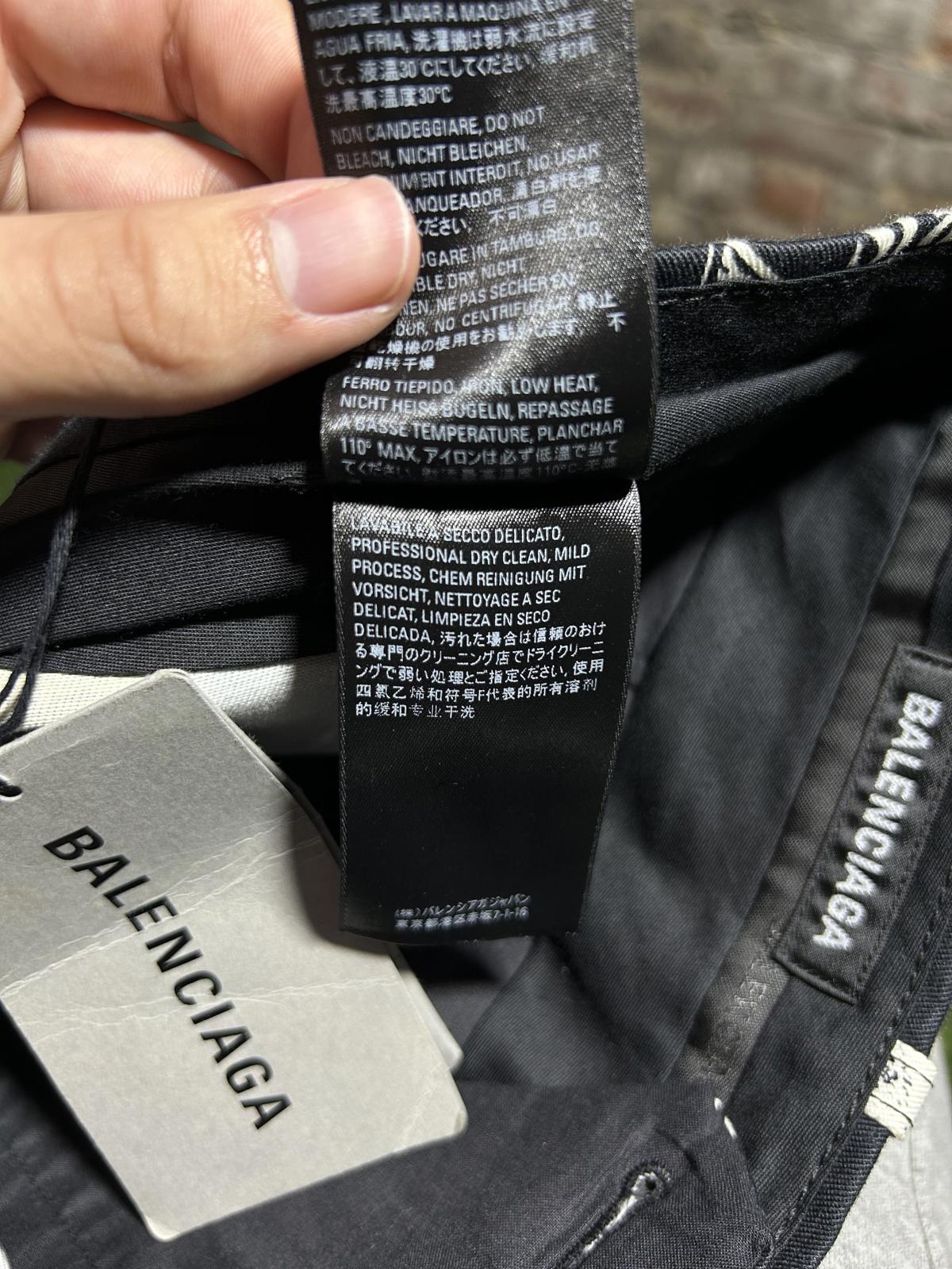 Balenciaga Paris Resto Pants